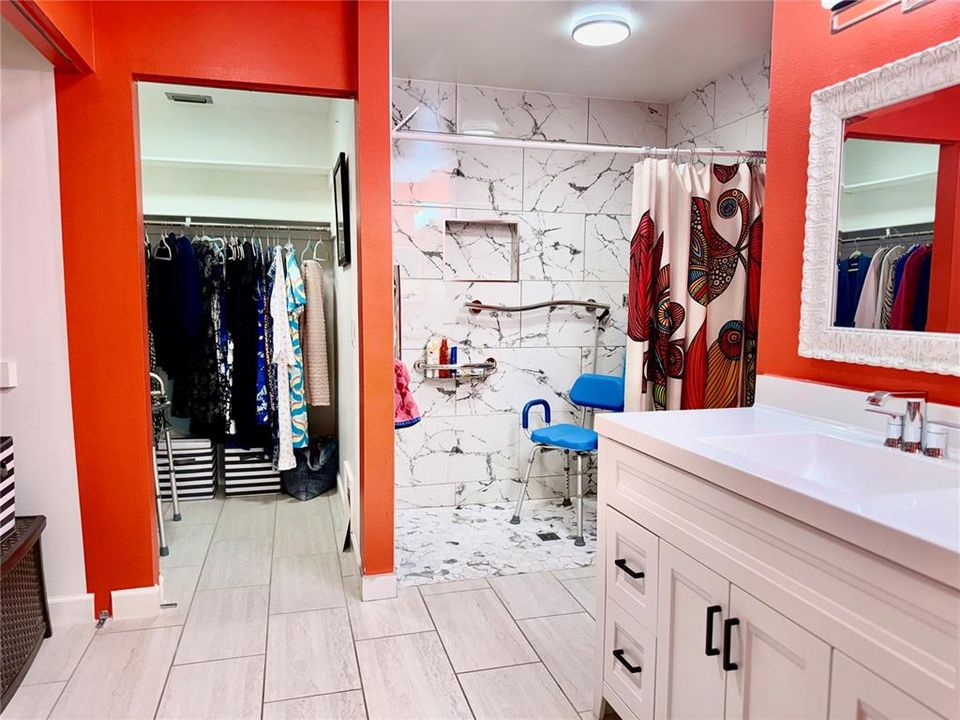 На продажу: $375,000 (2 спален, 2 ванн, 1728 Квадратных фут)