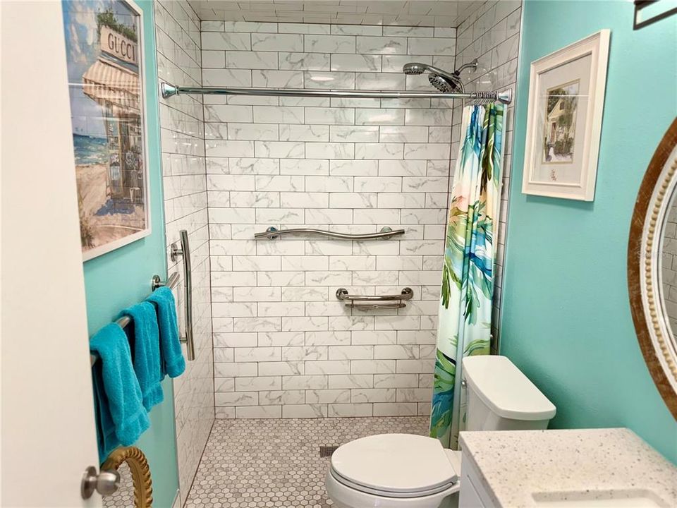 На продажу: $375,000 (2 спален, 2 ванн, 1728 Квадратных фут)