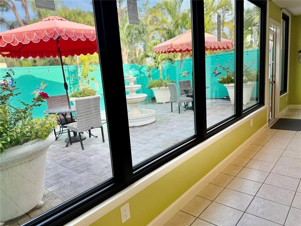 На продажу: $375,000 (2 спален, 2 ванн, 1728 Квадратных фут)