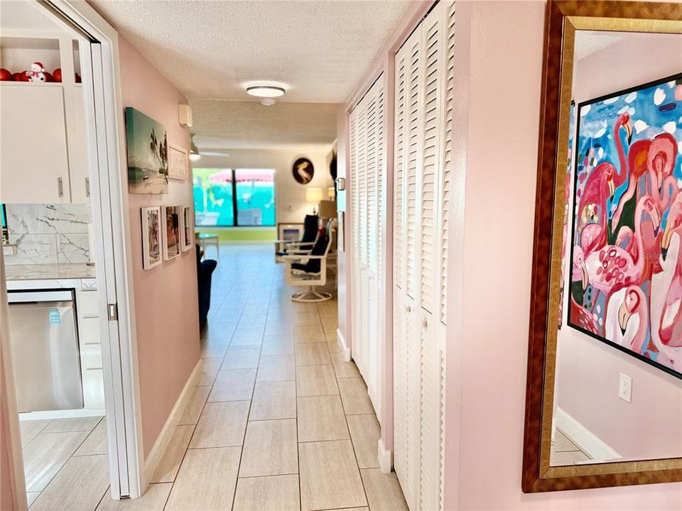 На продажу: $375,000 (2 спален, 2 ванн, 1728 Квадратных фут)