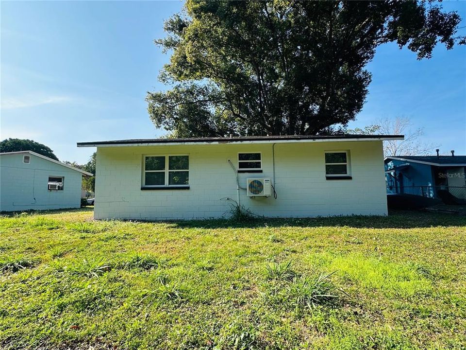 На продажу: $205,000 (2 спален, 1 ванн, 960 Квадратных фут)