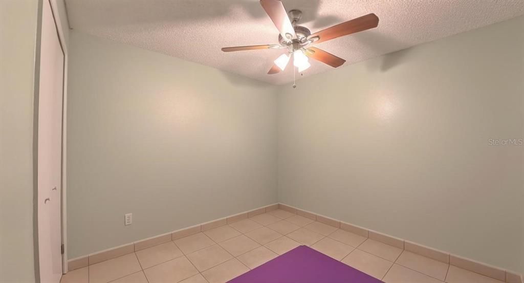 For Sale: $275,000 (4 beds, 2 baths, 1265 Square Feet)