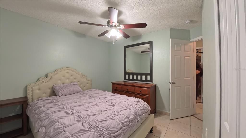 For Sale: $275,000 (4 beds, 2 baths, 1265 Square Feet)