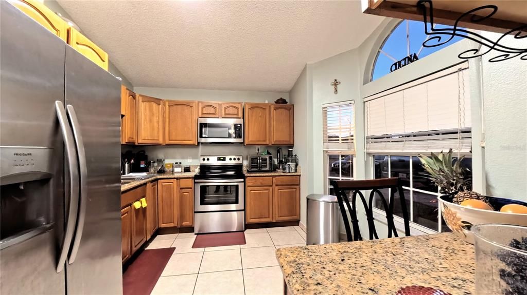 For Sale: $275,000 (4 beds, 2 baths, 1265 Square Feet)