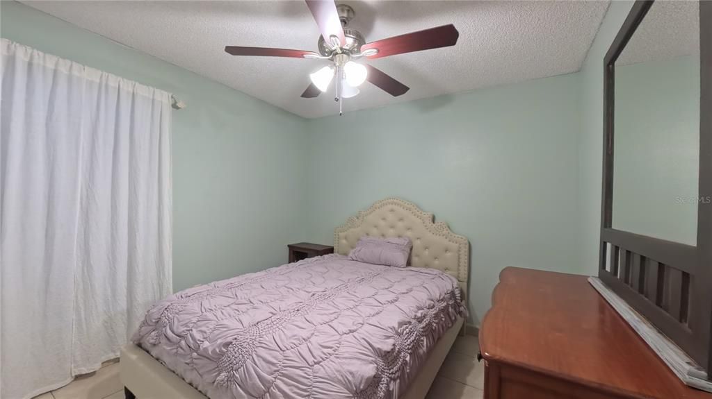 For Sale: $275,000 (4 beds, 2 baths, 1265 Square Feet)