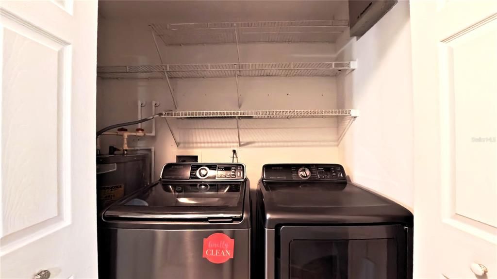 For Sale: $275,000 (4 beds, 2 baths, 1265 Square Feet)