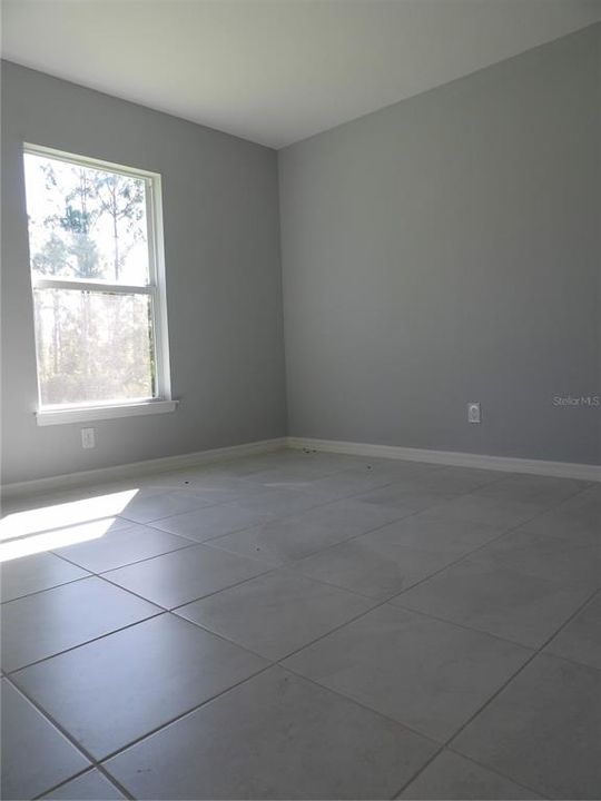 На продажу: $350,000 (3 спален, 2 ванн, 1615 Квадратных фут)