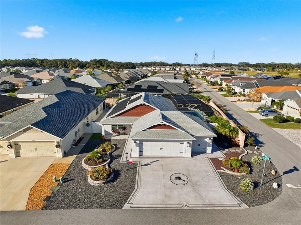 For Sale: $725,000 (3 beds, 2 baths, 1630 Square Feet)