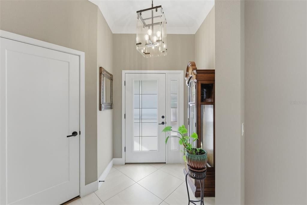 For Sale: $725,000 (3 beds, 2 baths, 1630 Square Feet)