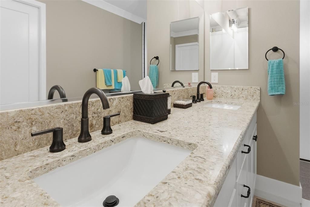 For Sale: $725,000 (3 beds, 2 baths, 1630 Square Feet)