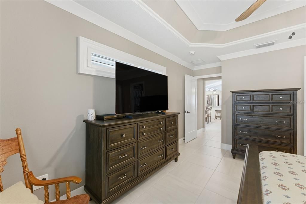 For Sale: $725,000 (3 beds, 2 baths, 1630 Square Feet)