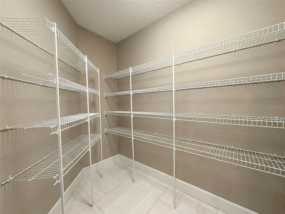 For Sale: $725,000 (3 beds, 2 baths, 1630 Square Feet)