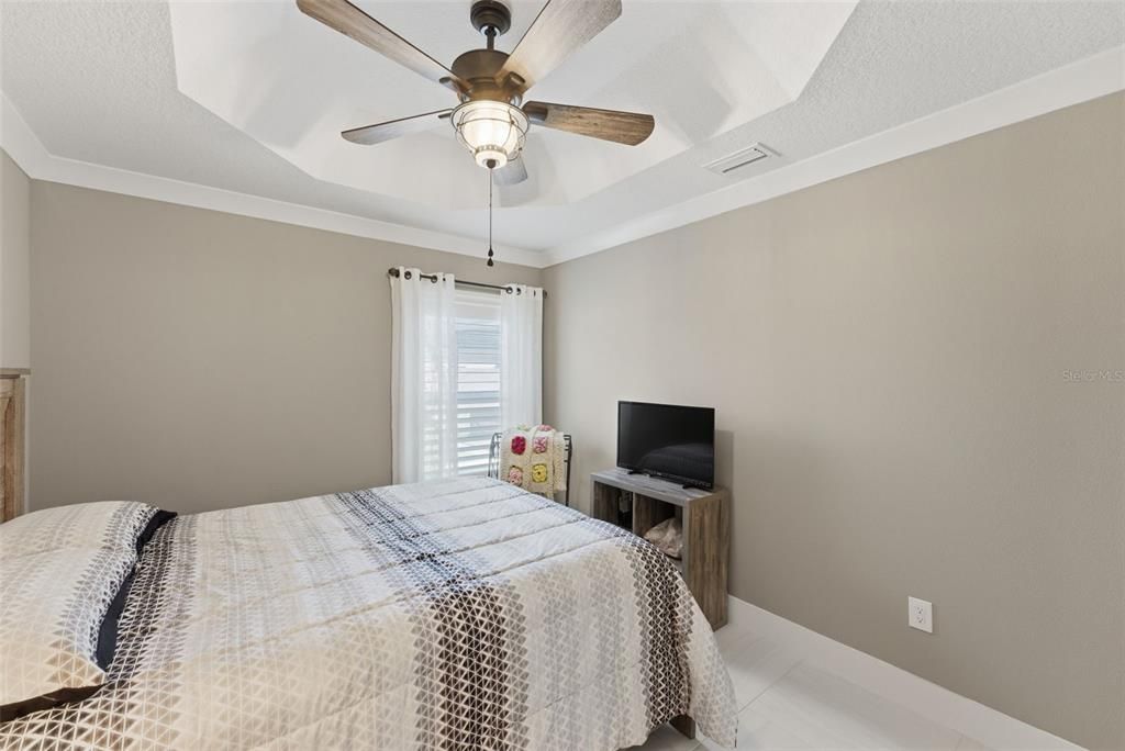 For Sale: $725,000 (3 beds, 2 baths, 1630 Square Feet)