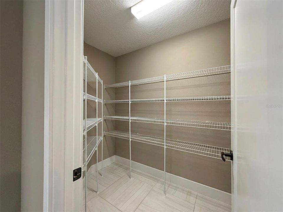 For Sale: $725,000 (3 beds, 2 baths, 1630 Square Feet)