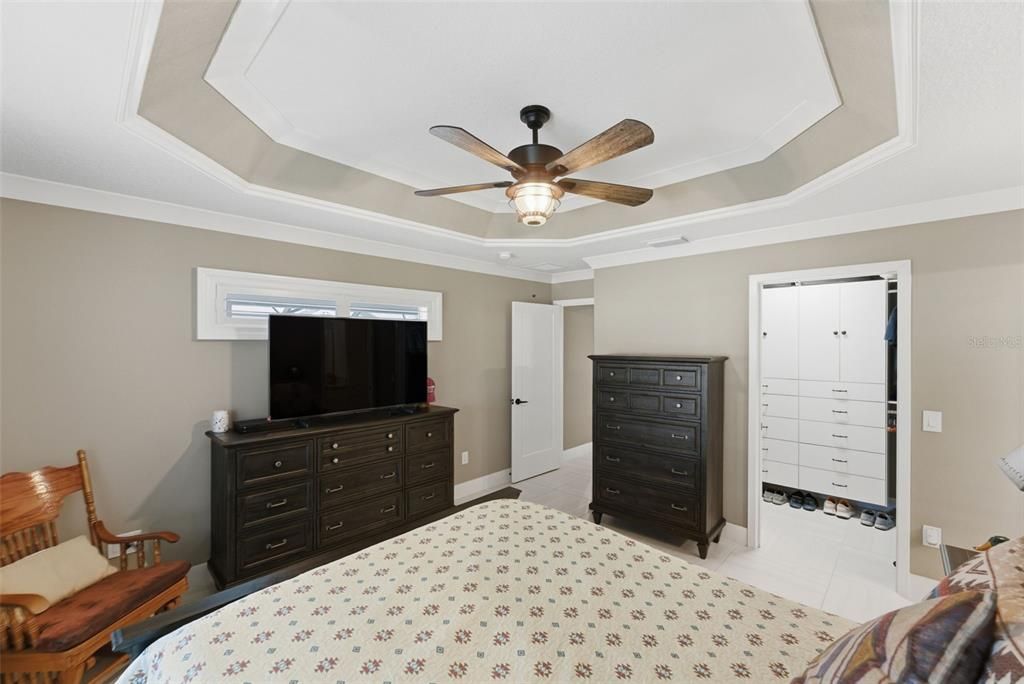 For Sale: $725,000 (3 beds, 2 baths, 1630 Square Feet)