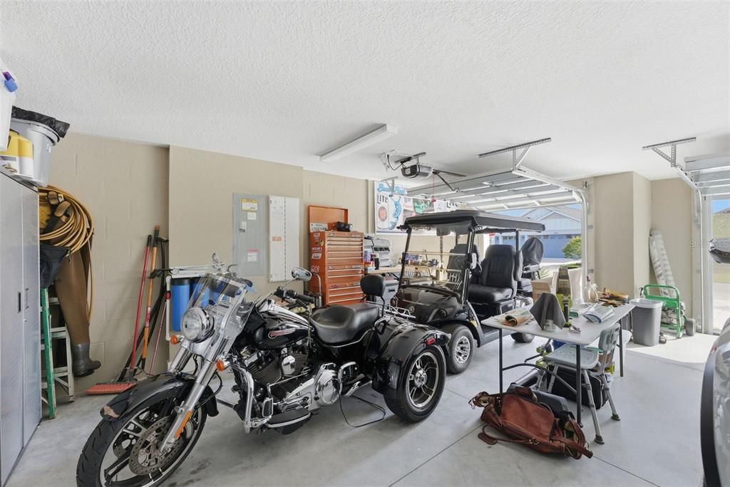 For Sale: $725,000 (3 beds, 2 baths, 1630 Square Feet)