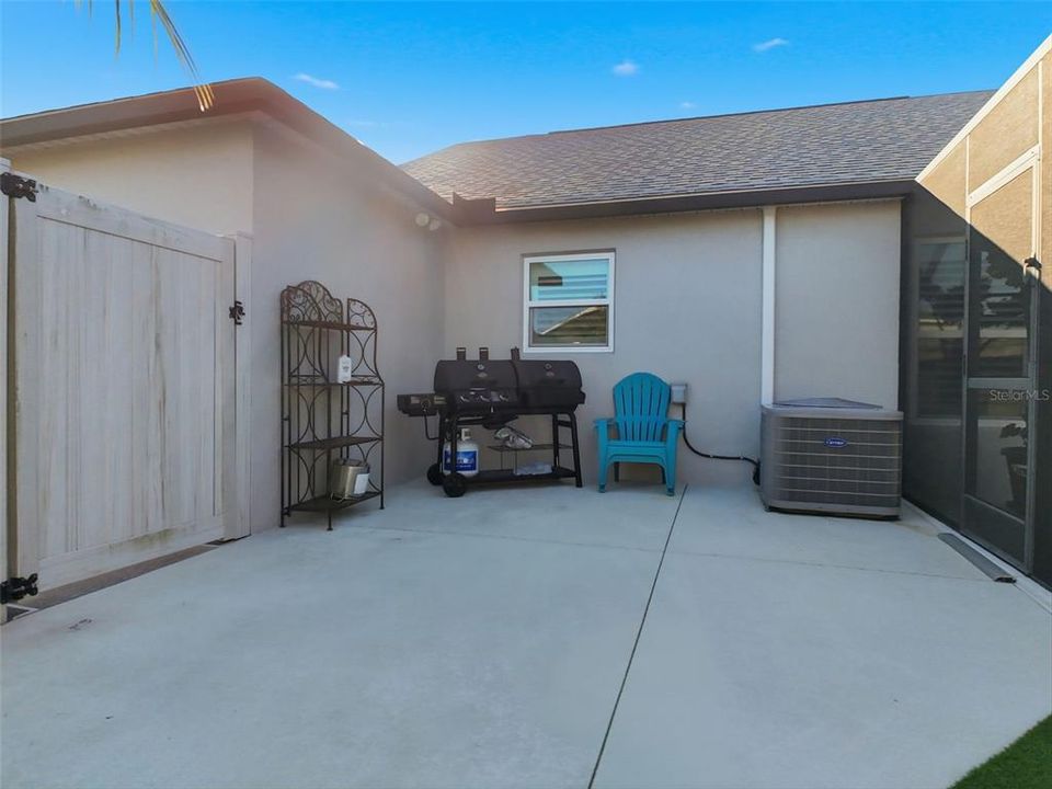 For Sale: $725,000 (3 beds, 2 baths, 1630 Square Feet)