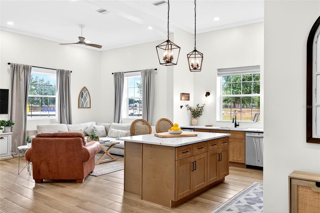 For Sale: $2,000,000 (3 beds, 2 baths, 2736 Square Feet)