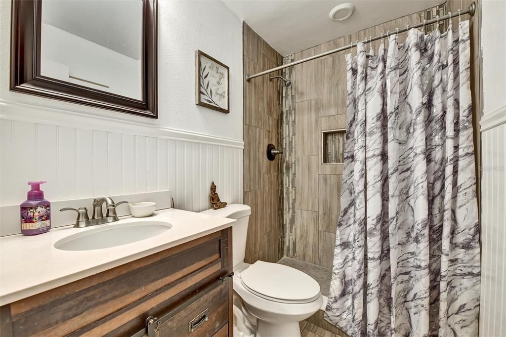 En Venta: $362,000 (3 camas, 2 baños, 1350 Pies cuadrados)