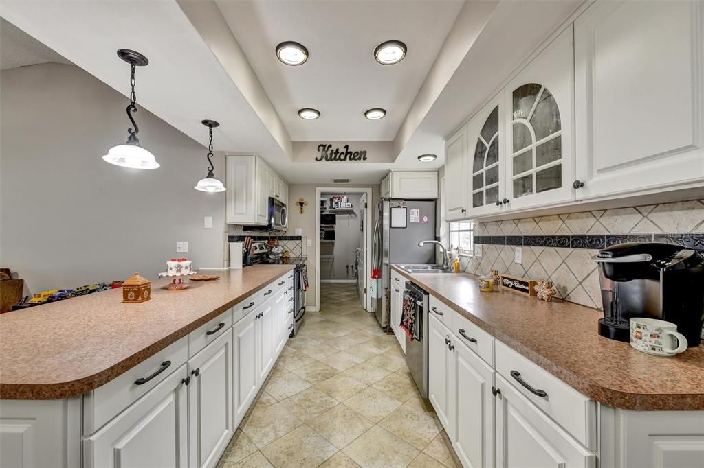 En Venta: $362,000 (3 camas, 2 baños, 1350 Pies cuadrados)