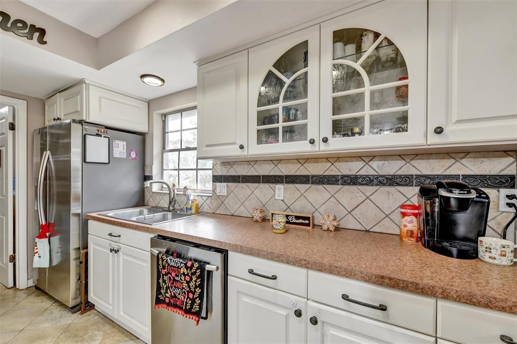 En Venta: $362,000 (3 camas, 2 baños, 1350 Pies cuadrados)