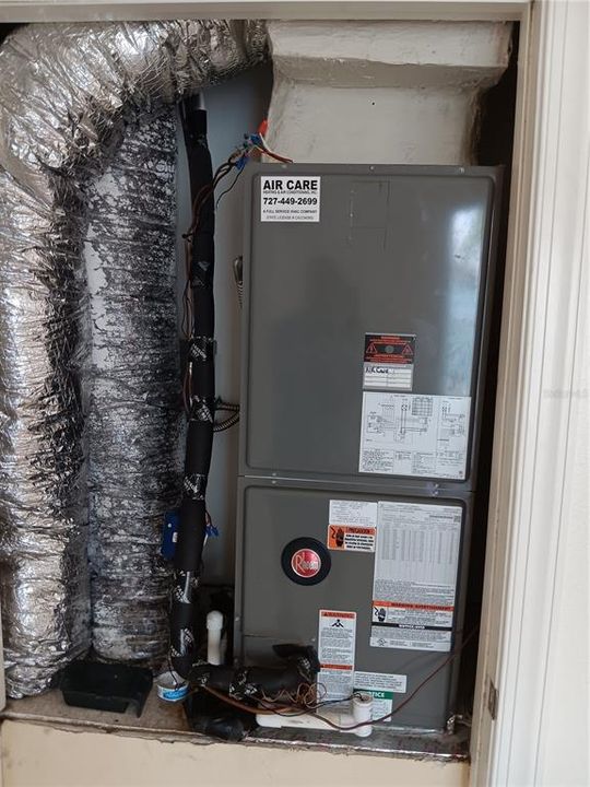 En Venta: $1,247,000 (4 camas, 3 baños, 2041 Pies cuadrados)