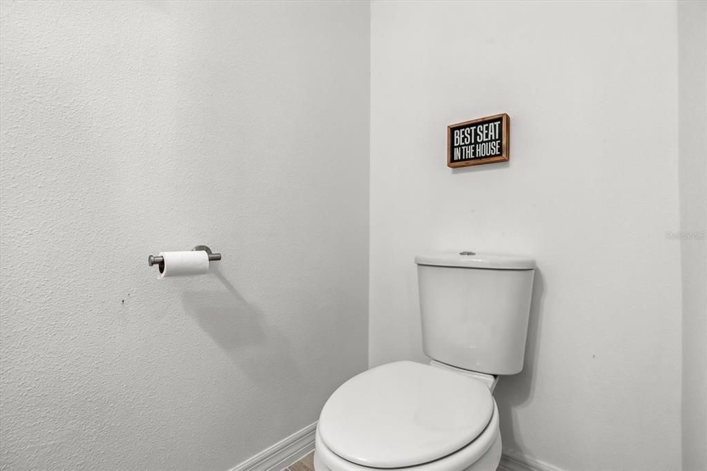 На продажу: $549,000 (3 спален, 2 ванн, 1907 Квадратных фут)