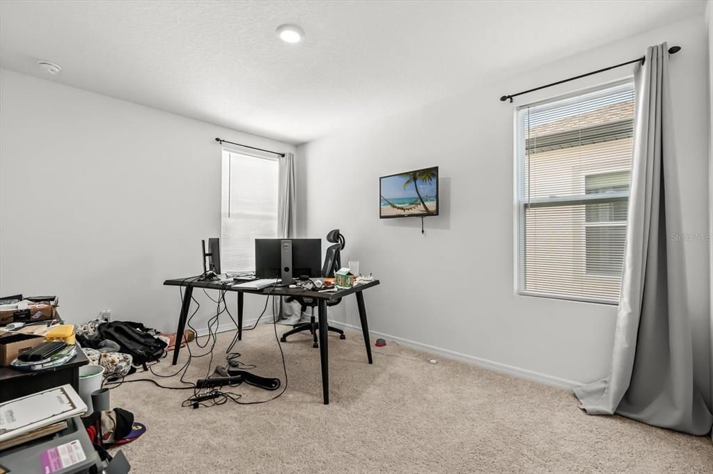 На продажу: $549,000 (3 спален, 2 ванн, 1907 Квадратных фут)