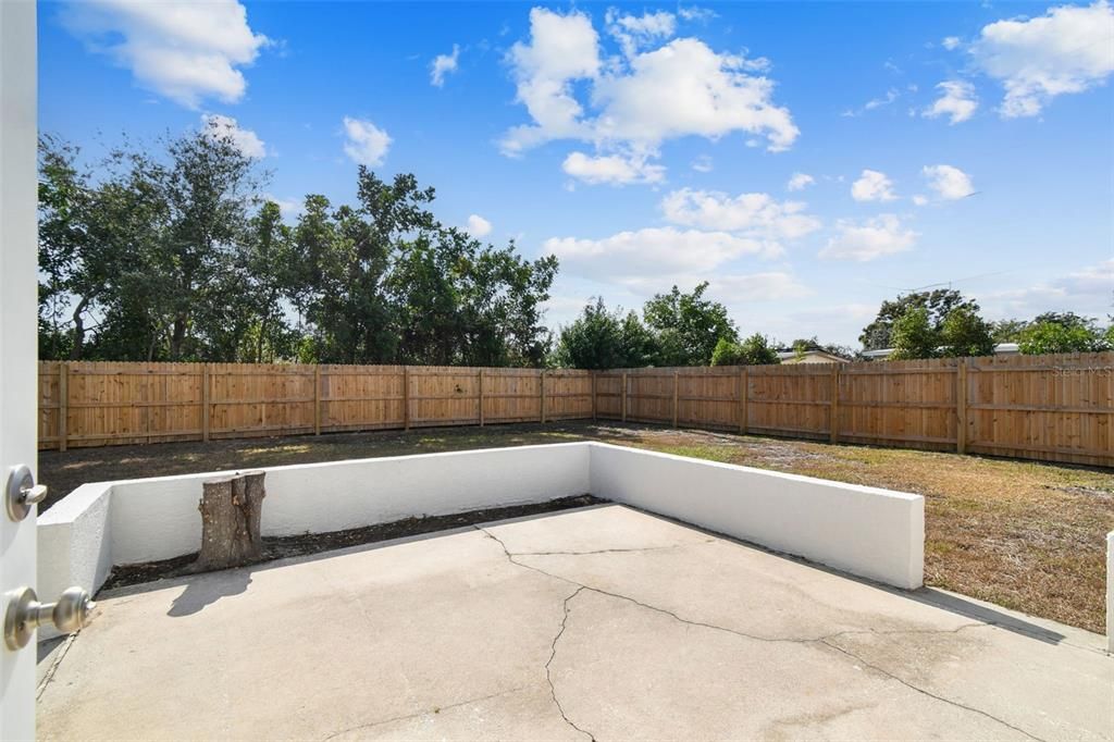 待售: $425,000 (3 贝兹, 1 浴室, 1204 平方英尺)