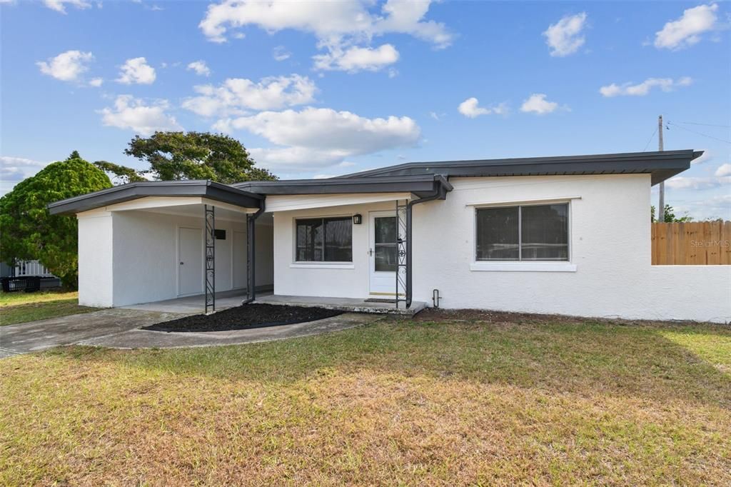 待售: $425,000 (3 贝兹, 1 浴室, 1204 平方英尺)