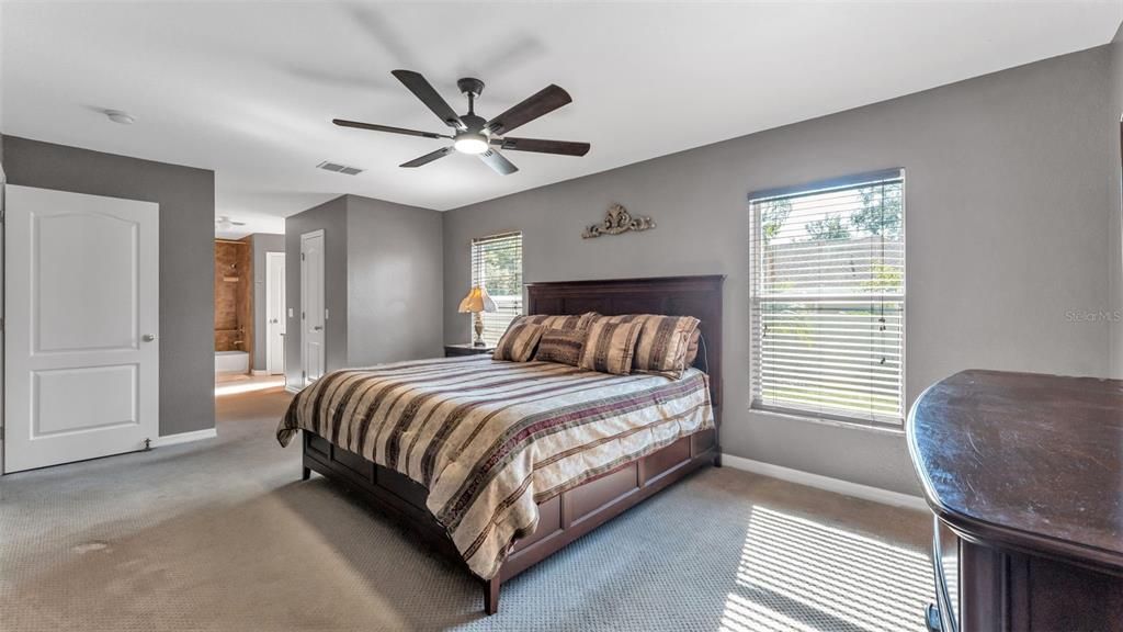 待售: $474,900 (3 贝兹, 2 浴室, 2035 平方英尺)