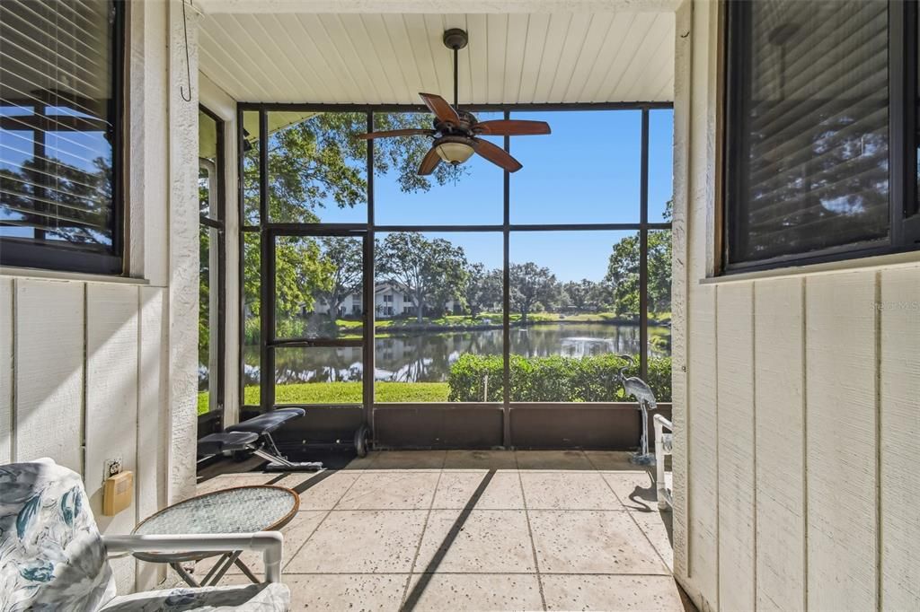 待售: $320,000 (2 贝兹, 2 浴室, 1335 平方英尺)