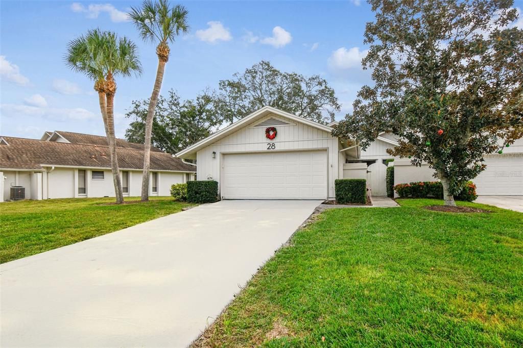 待售: $320,000 (2 贝兹, 2 浴室, 1335 平方英尺)