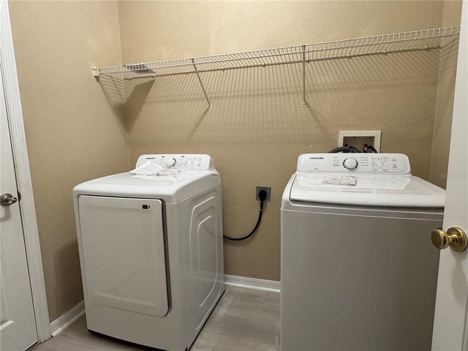 出租: $2,495 (3 贝兹, 2 浴室, 1841 平方英尺)