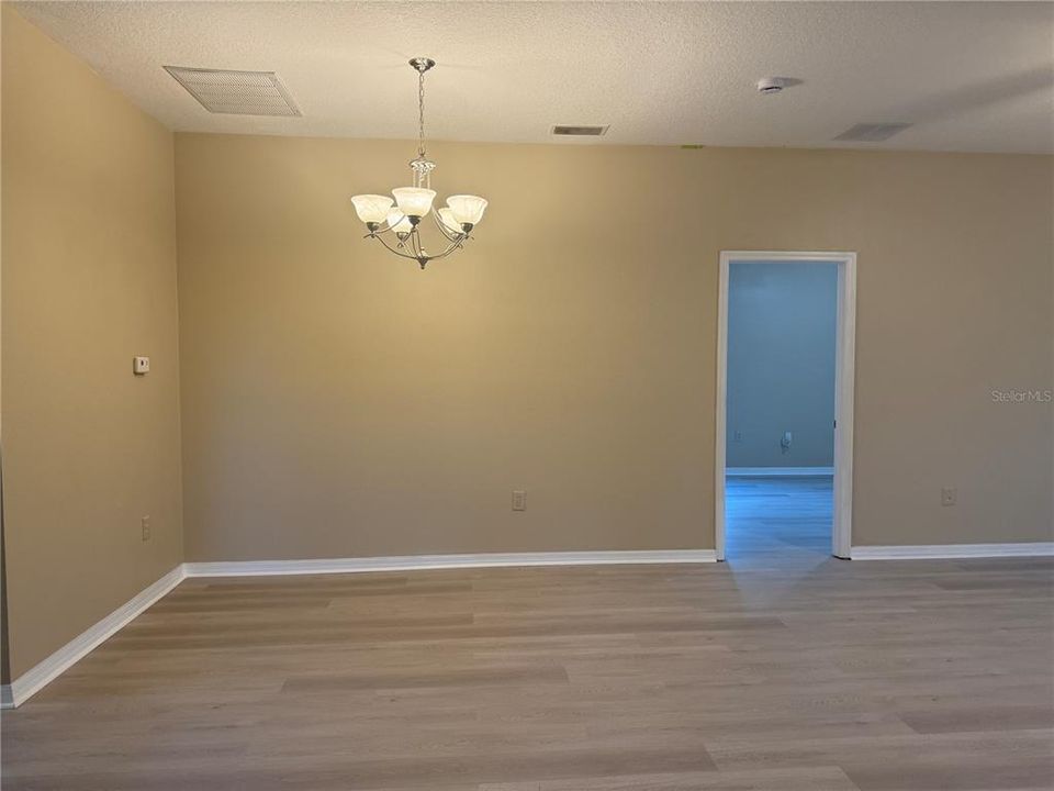 出租: $2,495 (3 贝兹, 2 浴室, 1841 平方英尺)