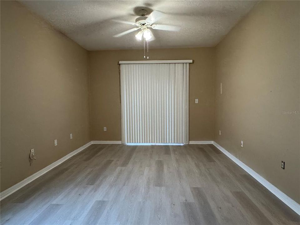 出租: $2,495 (3 贝兹, 2 浴室, 1841 平方英尺)