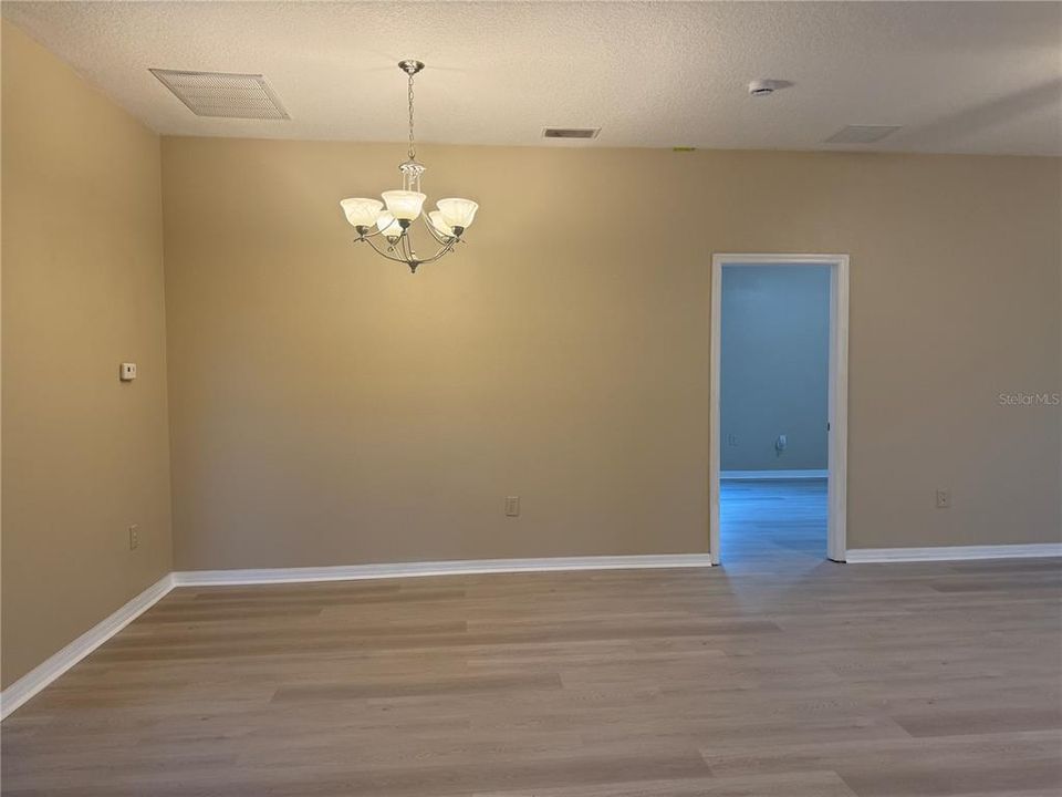 出租: $2,495 (3 贝兹, 2 浴室, 1841 平方英尺)