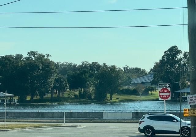 На продажу: $280,000 (4 спален, 2 ванн, 1824 Квадратных фут)