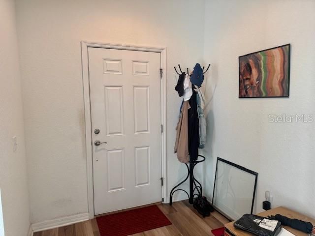 На продажу: $280,000 (4 спален, 2 ванн, 1824 Квадратных фут)