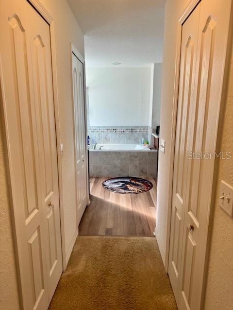 На продажу: $280,000 (4 спален, 2 ванн, 1824 Квадратных фут)