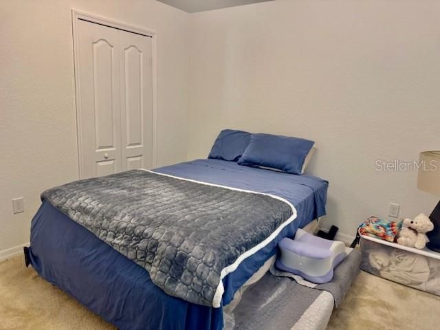 На продажу: $280,000 (4 спален, 2 ванн, 1824 Квадратных фут)