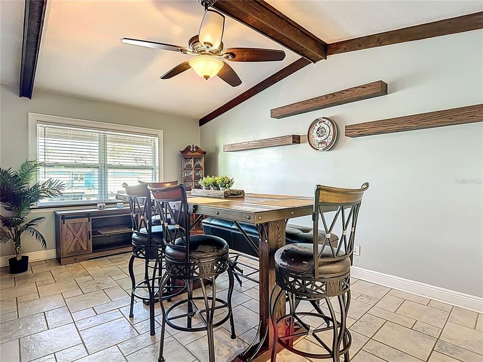 На продажу: $479,000 (3 спален, 2 ванн, 2284 Квадратных фут)