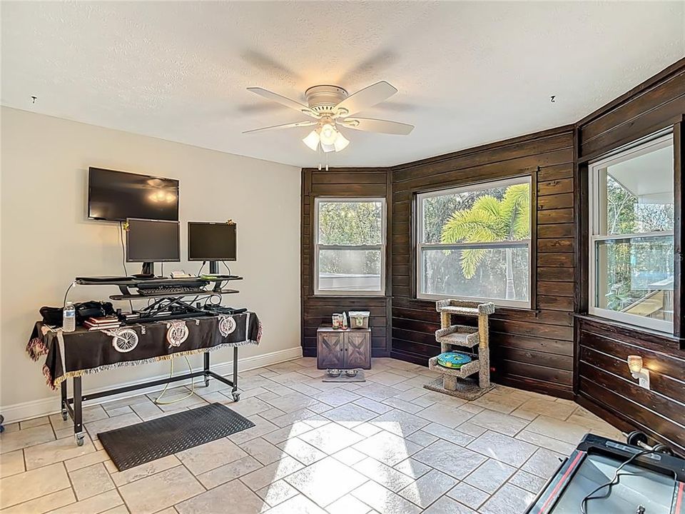 На продажу: $479,000 (3 спален, 2 ванн, 2284 Квадратных фут)