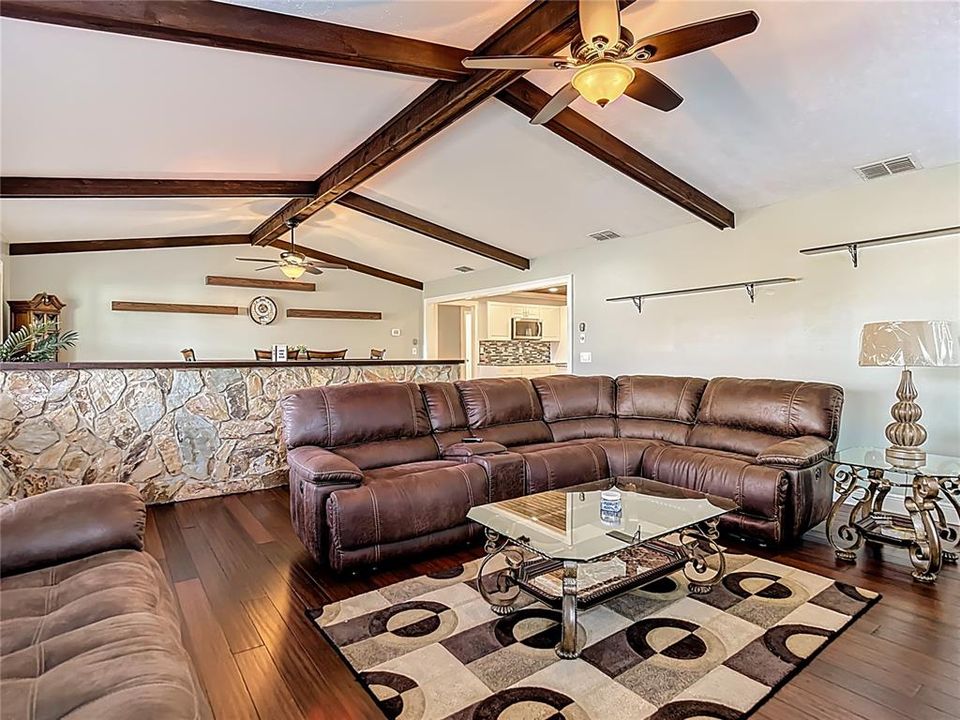 На продажу: $479,000 (3 спален, 2 ванн, 2284 Квадратных фут)