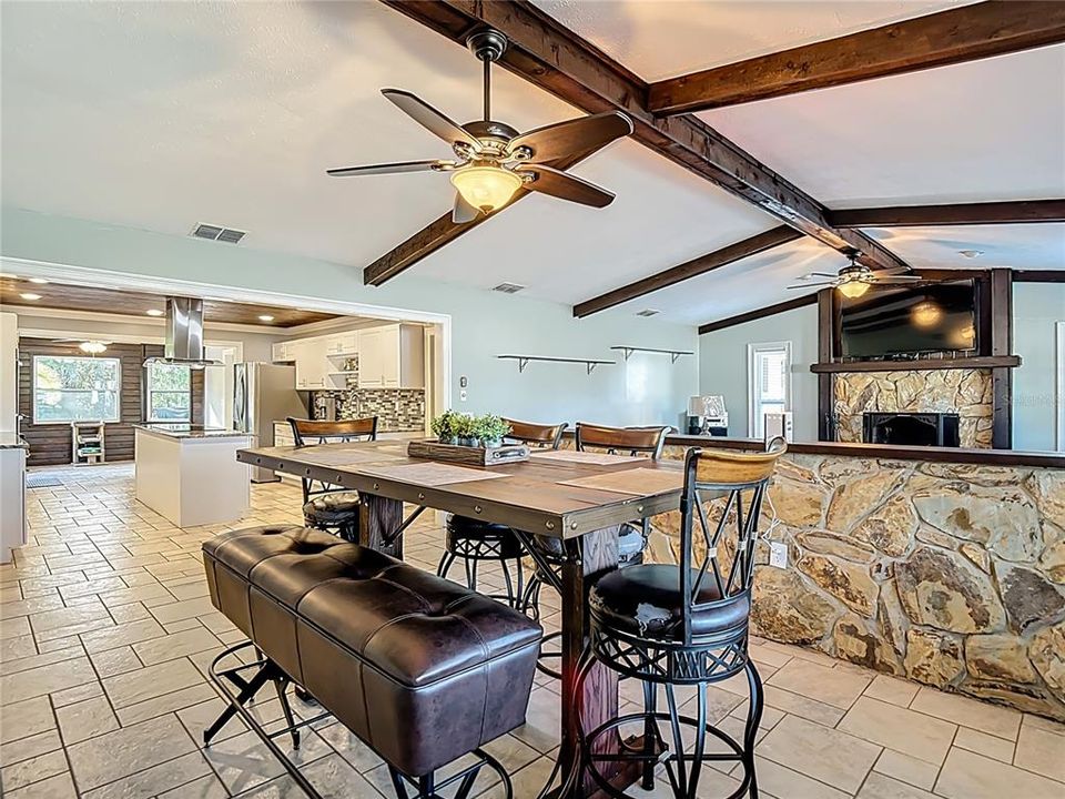 На продажу: $479,000 (3 спален, 2 ванн, 2284 Квадратных фут)