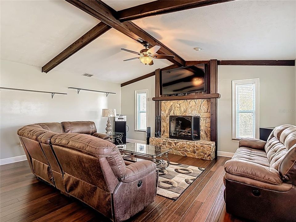 На продажу: $479,000 (3 спален, 2 ванн, 2284 Квадратных фут)