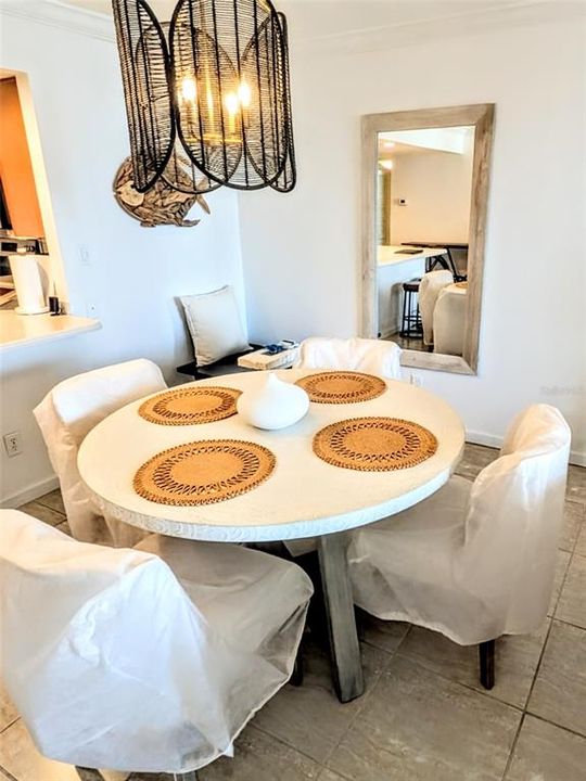 For Rent: $3,500 (2 beds, 2 baths, 1200 Square Feet)