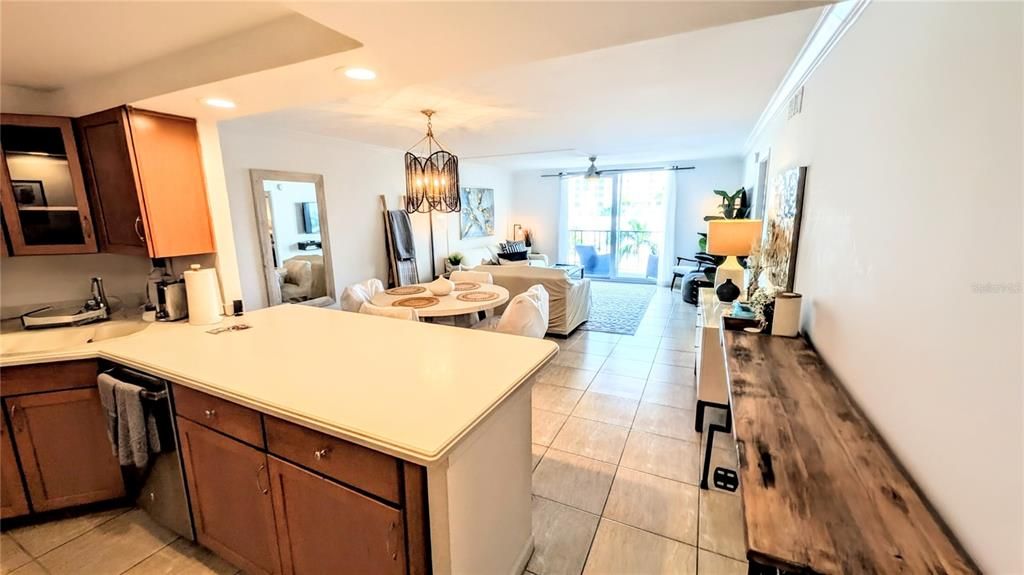 For Rent: $3,500 (2 beds, 2 baths, 1200 Square Feet)