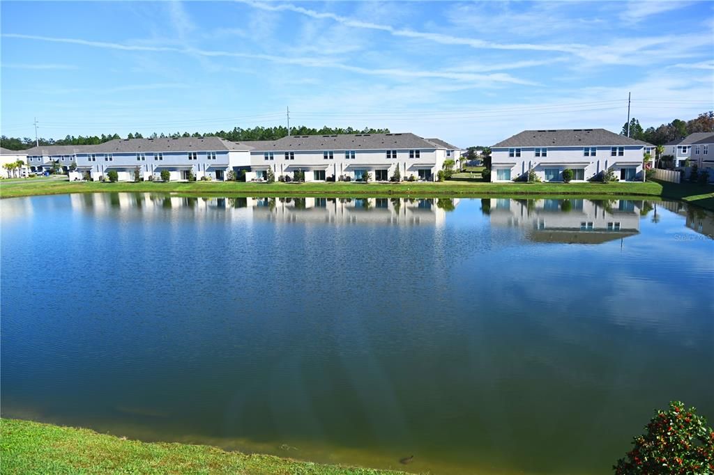 For Sale: $299,900 (3 beds, 2 baths, 1555 Square Feet)