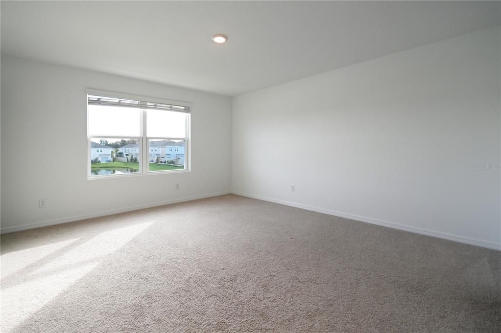 For Sale: $299,900 (3 beds, 2 baths, 1555 Square Feet)